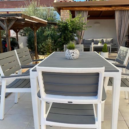 Apartments Roberta Novigrad  Luaran gambar